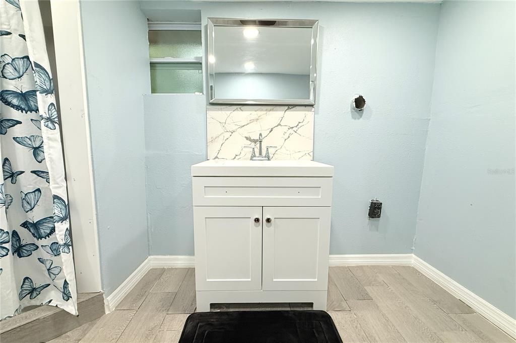 For Sale: $99,990 (3 beds, 2 baths, 1100 Square Feet)