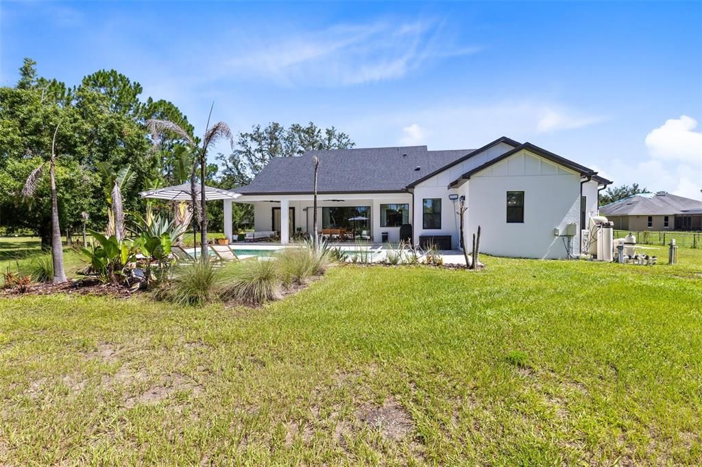 En Venta: $998,900 (4 camas, 3 baños, 3038 Pies cuadrados)