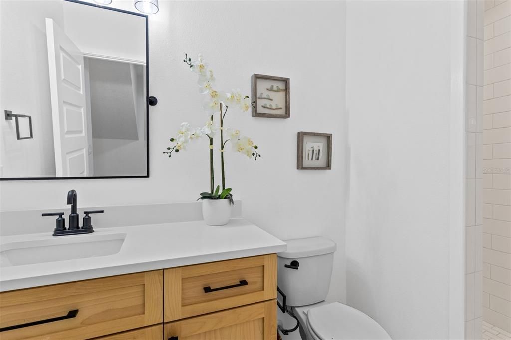 En Venta: $998,900 (4 camas, 3 baños, 3038 Pies cuadrados)