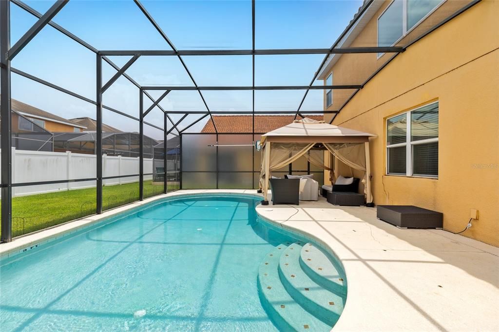 En Venta: $550,000 (6 camas, 4 baños, 2874 Pies cuadrados)