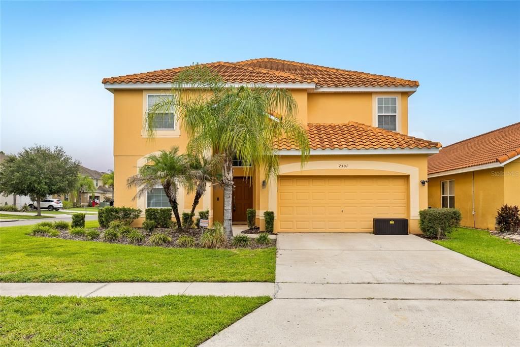 En Venta: $550,000 (6 camas, 4 baños, 2874 Pies cuadrados)