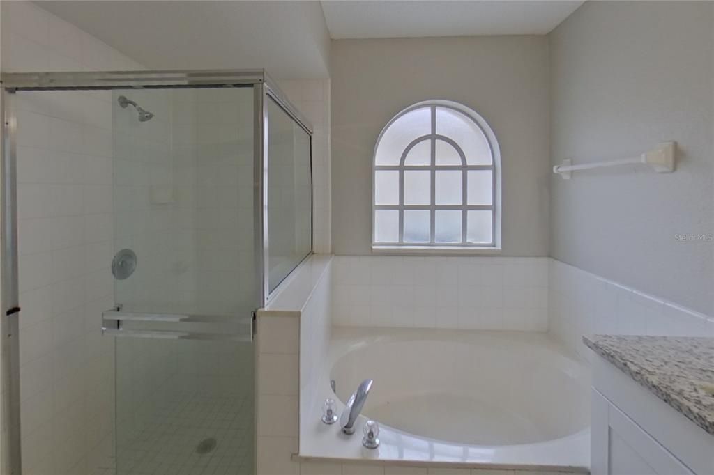 В аренду: $2,499 (3 спален, 2 ванн, 1620 Квадратных фут)