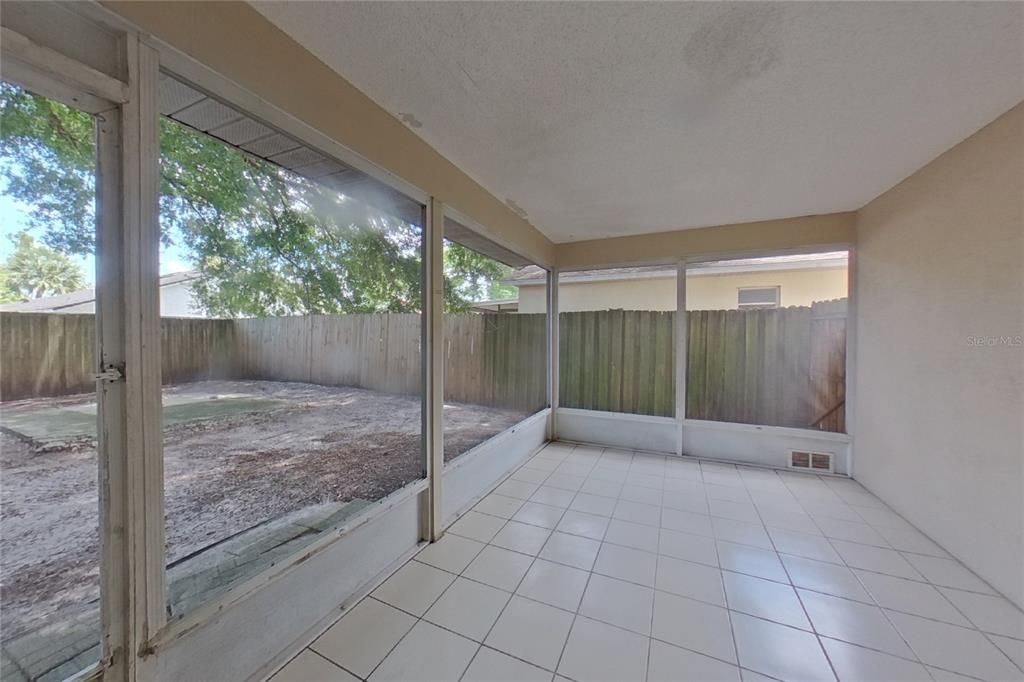 В аренду: $2,499 (3 спален, 2 ванн, 1620 Квадратных фут)
