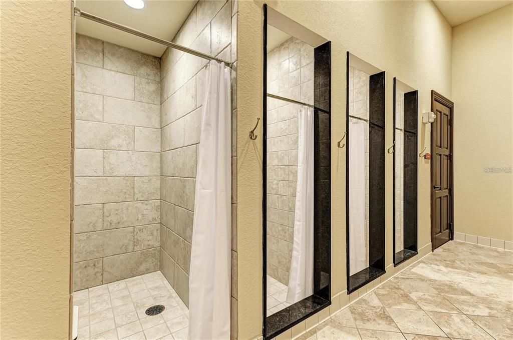 Под контрактом: $295,000 (3 спален, 2 ванн, 1889 Квадратных фут)