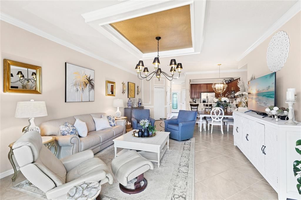 Под контрактом: $295,000 (3 спален, 2 ванн, 1889 Квадратных фут)