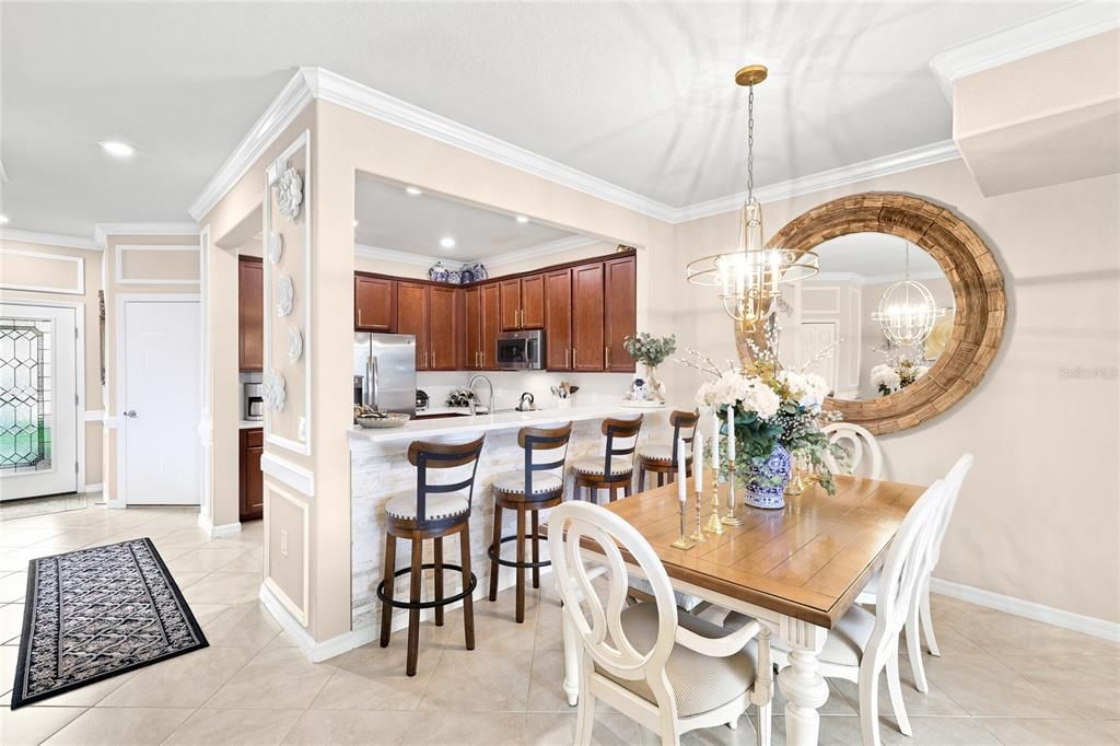 Под контрактом: $295,000 (3 спален, 2 ванн, 1889 Квадратных фут)
