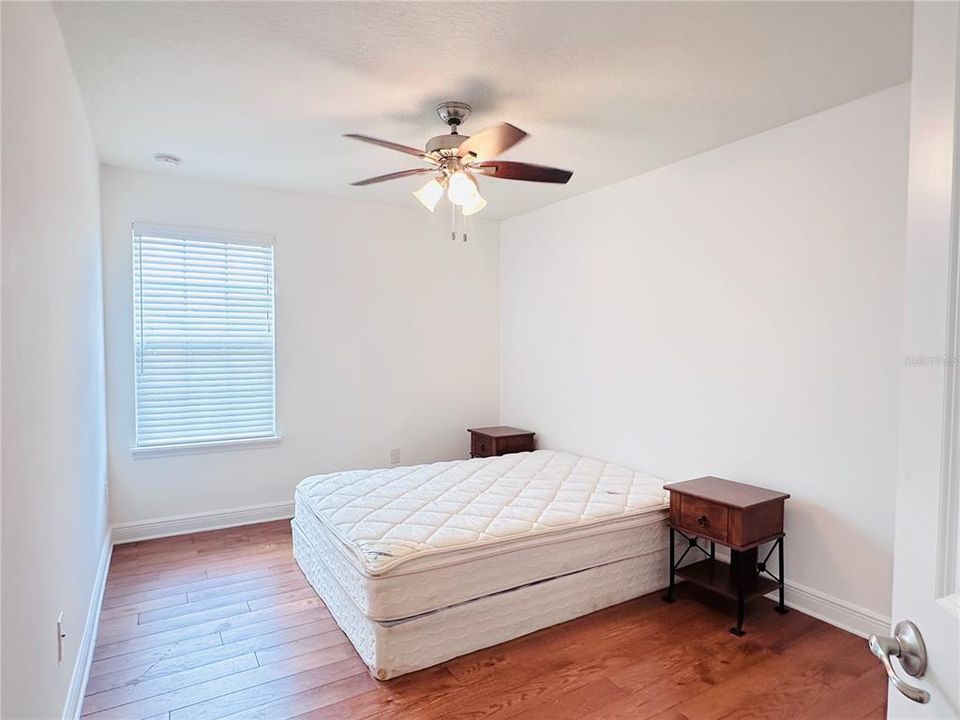 En Venta: $610,000 (4 camas, 3 baños, 2217 Pies cuadrados)