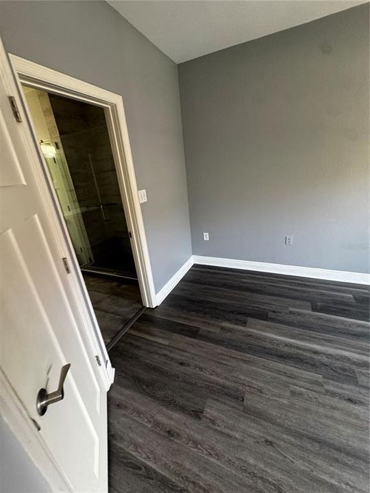 В аренду: $2,600 (1 спален, 1 ванн, 903 Квадратных фут)