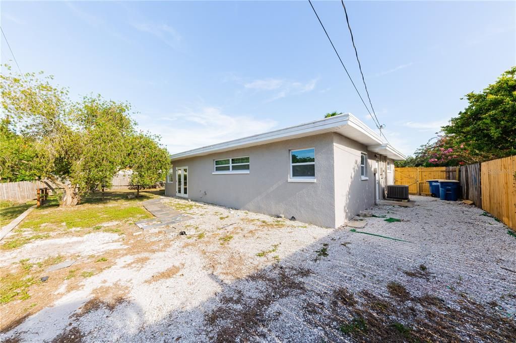 En Venta: $515,000 (3 camas, 2 baños, 1760 Pies cuadrados)