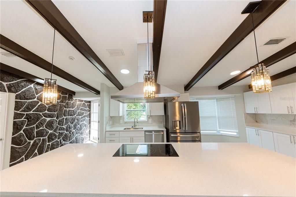 En Venta: $515,000 (3 camas, 2 baños, 1760 Pies cuadrados)