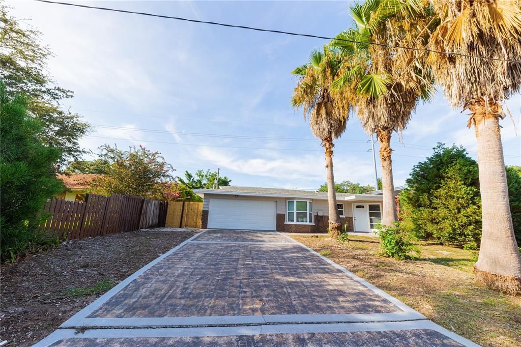 En Venta: $515,000 (3 camas, 2 baños, 1760 Pies cuadrados)