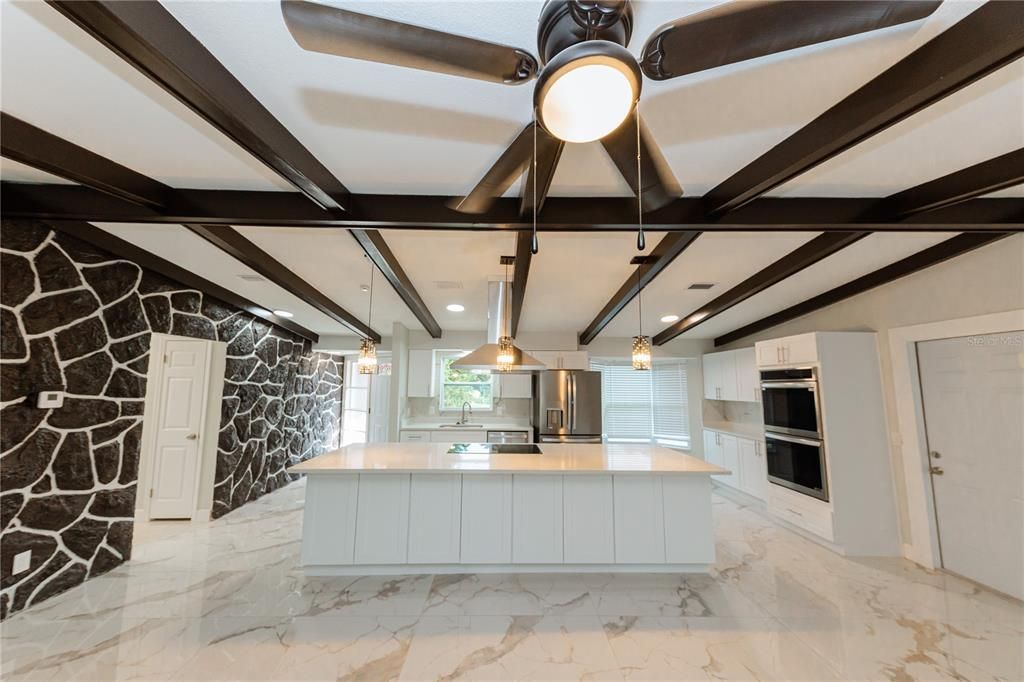 En Venta: $515,000 (3 camas, 2 baños, 1760 Pies cuadrados)