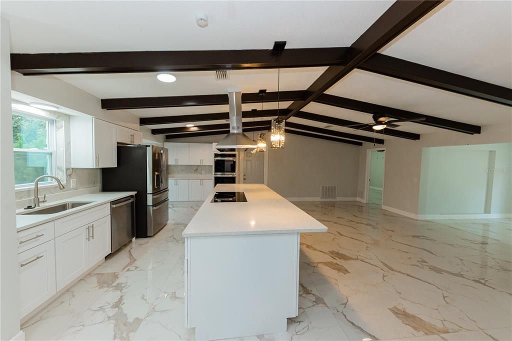 En Venta: $515,000 (3 camas, 2 baños, 1760 Pies cuadrados)