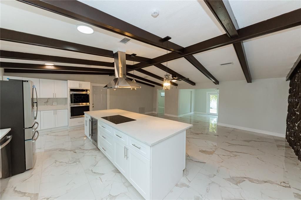 En Venta: $515,000 (3 camas, 2 baños, 1760 Pies cuadrados)