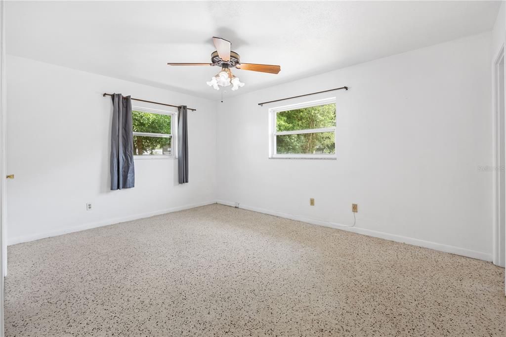 En Venta: $224,700 (3 camas, 2 baños, 1536 Pies cuadrados)