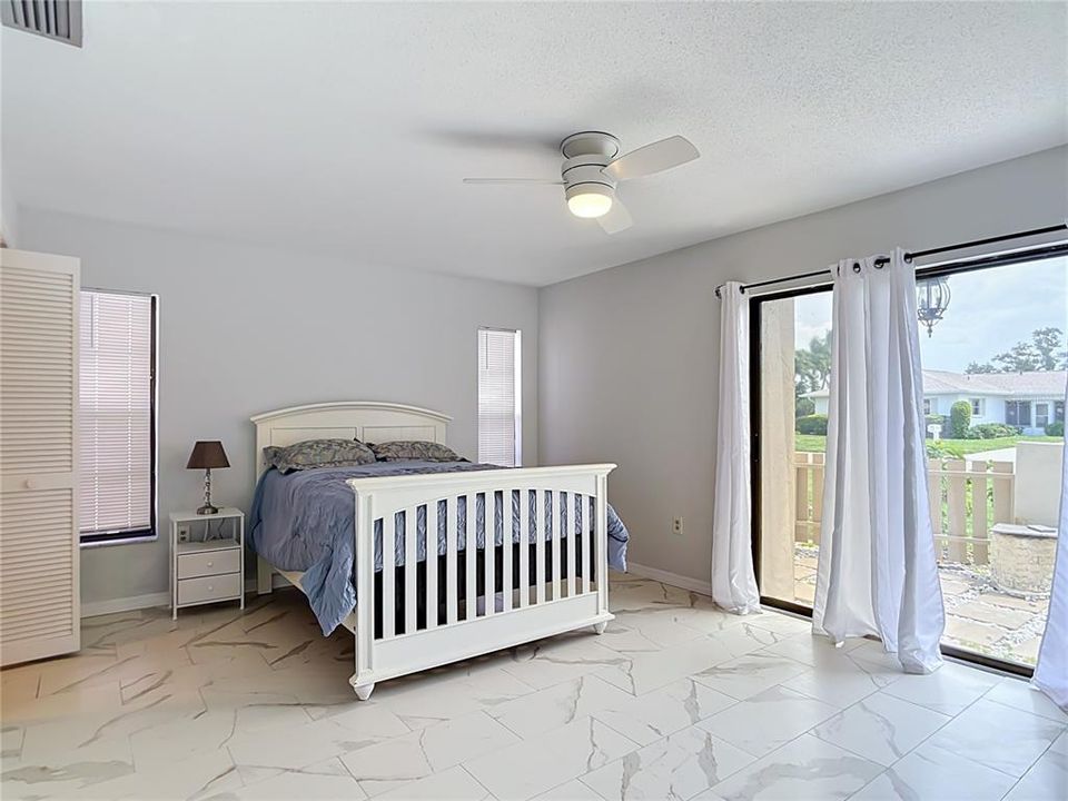 En Venta: $259,000 (2 camas, 2 baños, 1222 Pies cuadrados)