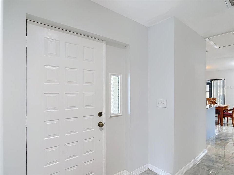 En Venta: $259,000 (2 camas, 2 baños, 1222 Pies cuadrados)