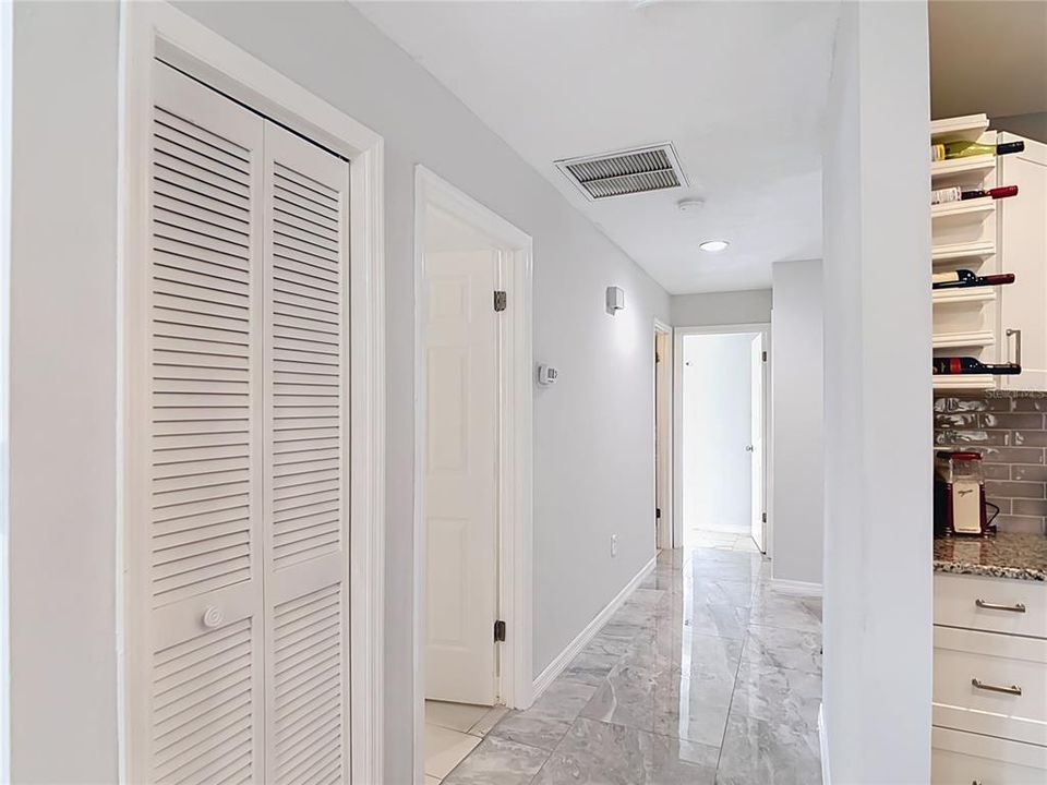 En Venta: $259,000 (2 camas, 2 baños, 1222 Pies cuadrados)