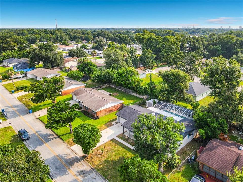 На продажу: $319,900 (4 спален, 2 ванн, 1712 Квадратных фут)