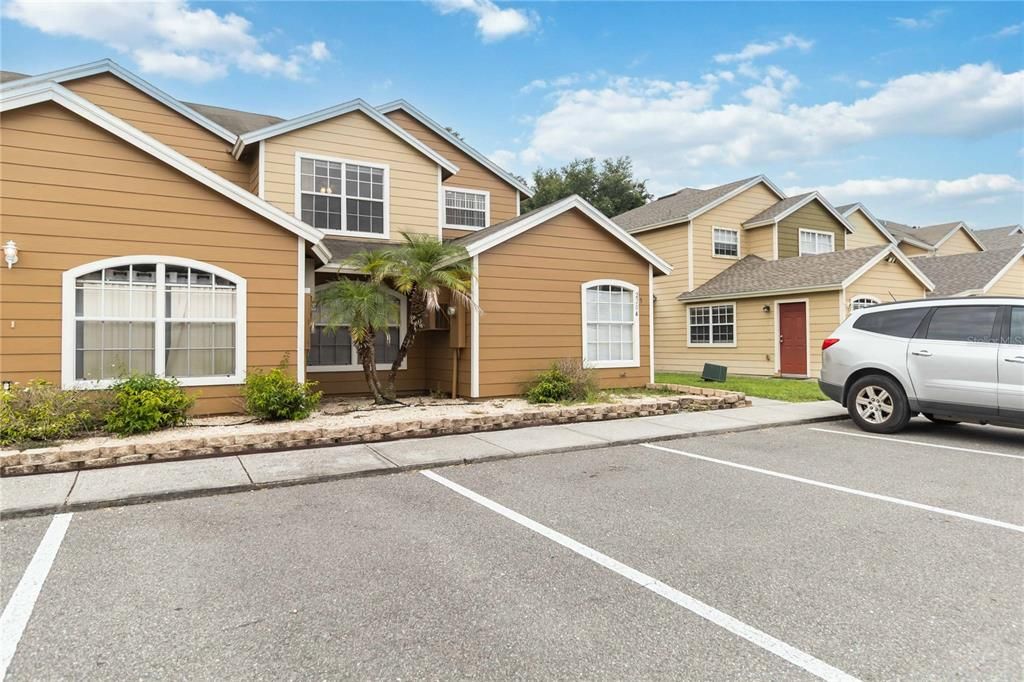 For Rent: $1,450 (3 beds, 2 baths, 1401 Square Feet)