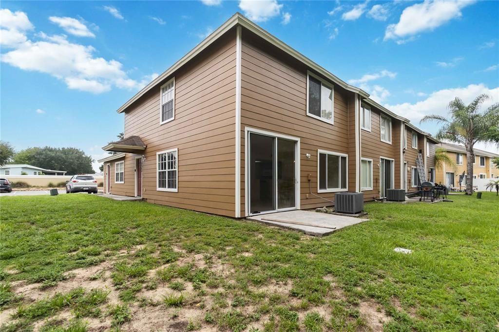For Rent: $1,450 (3 beds, 2 baths, 1401 Square Feet)