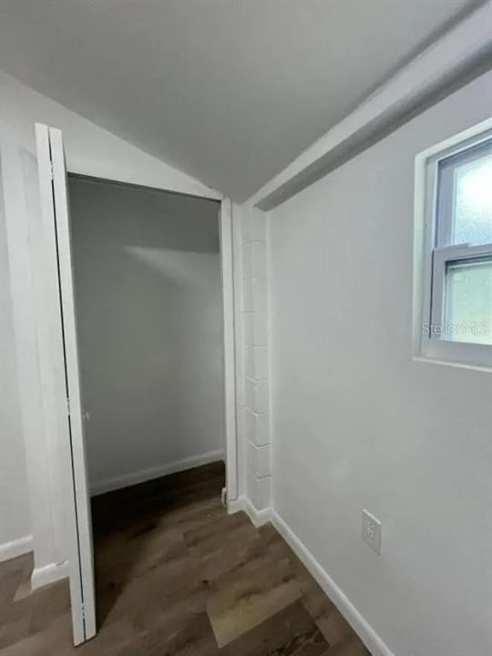 En Venta: $389,900 (6 camas, 0 baños, 1609 Pies cuadrados)