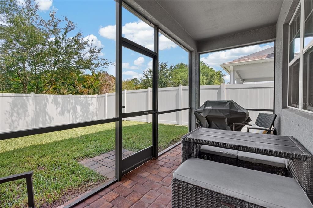 Active With Contract: $650,000 (4 beds, 2 baths, 2963 Square Feet)