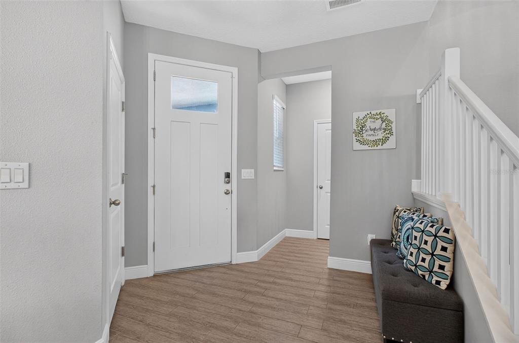 Active With Contract: $650,000 (4 beds, 2 baths, 2963 Square Feet)
