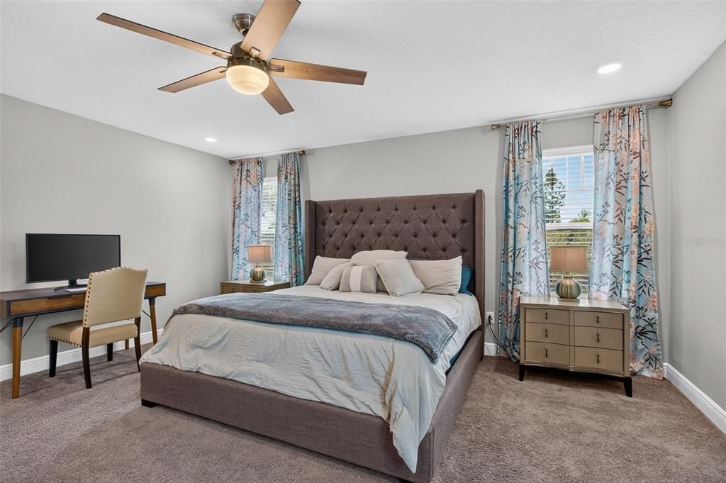 Active With Contract: $650,000 (4 beds, 2 baths, 2963 Square Feet)