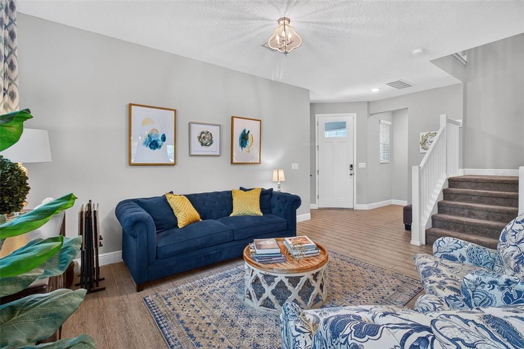 Active With Contract: $650,000 (4 beds, 2 baths, 2963 Square Feet)