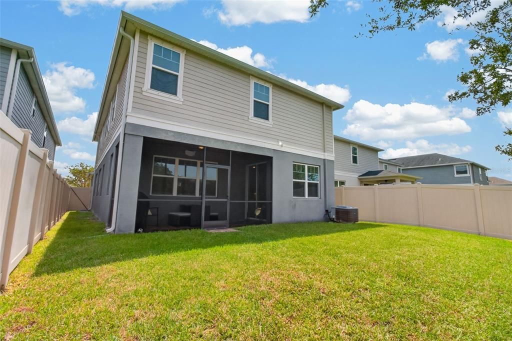 Active With Contract: $650,000 (4 beds, 2 baths, 2963 Square Feet)