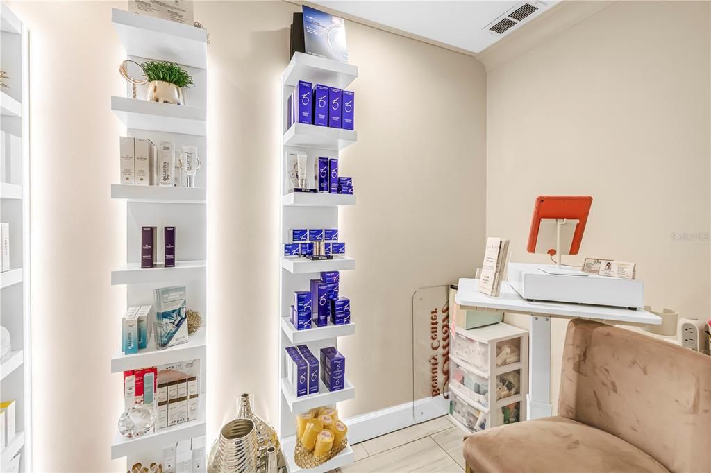 En Venta: $995,500 (0 camas, 0 baños, 1472 Pies cuadrados)