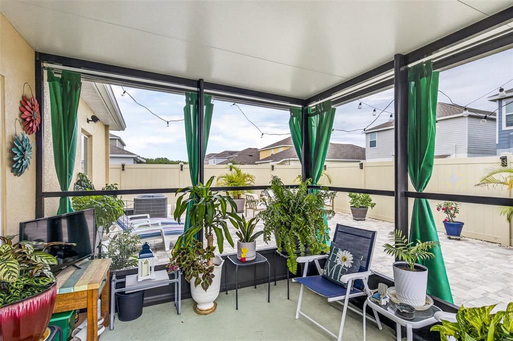 En Venta: $284,900 (3 camas, 2 baños, 1424 Pies cuadrados)