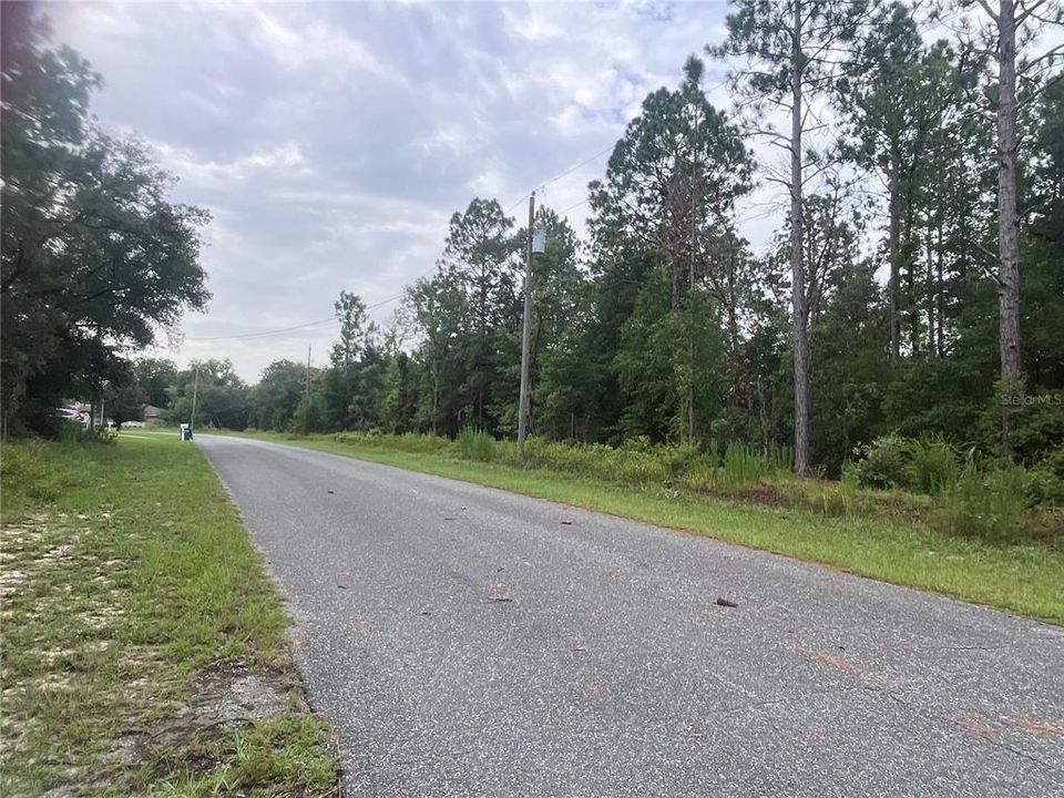 На продажу: $22,000 (0.39 acres)