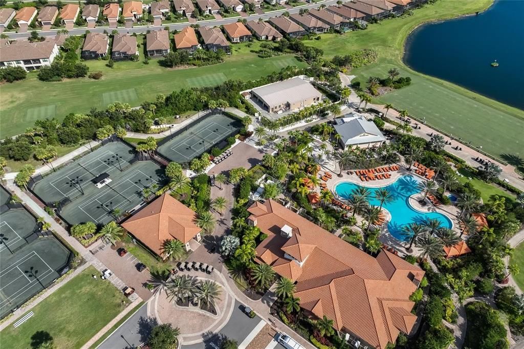 На продажу: $560,000 (2 спален, 2 ванн, 1847 Квадратных фут)