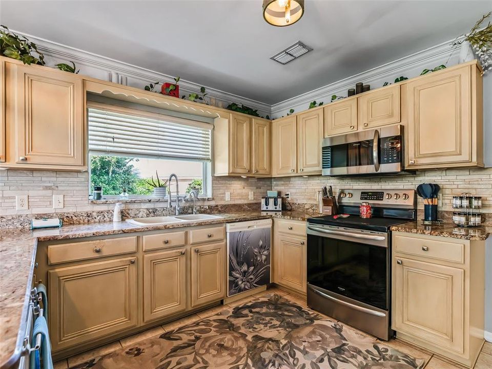На продажу: $539,000 (3 спален, 2 ванн, 1854 Квадратных фут)