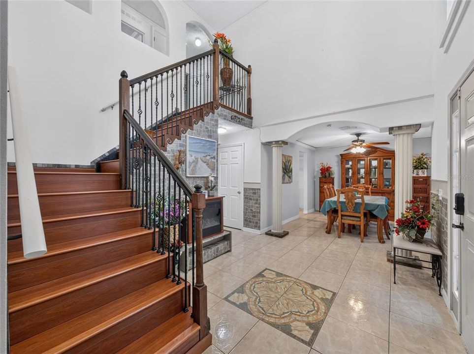 Active With Contract: $459,900 (4 beds, 2 baths, 2419 Square Feet)
