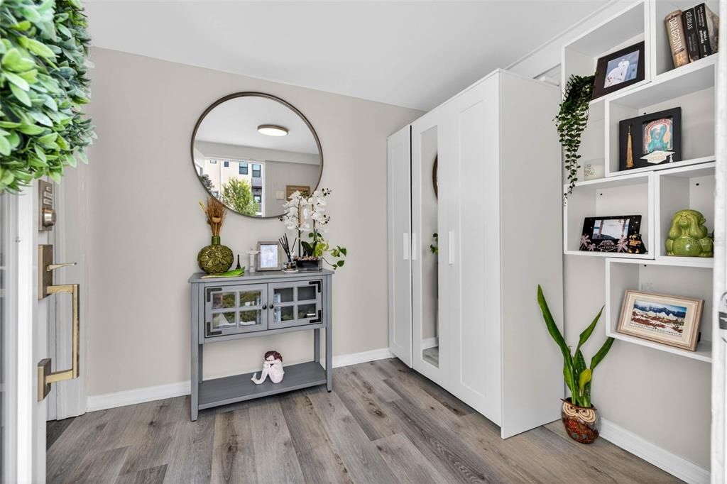 В аренду: $2,500 (2 спален, 1 ванн, 808 Квадратных фут)