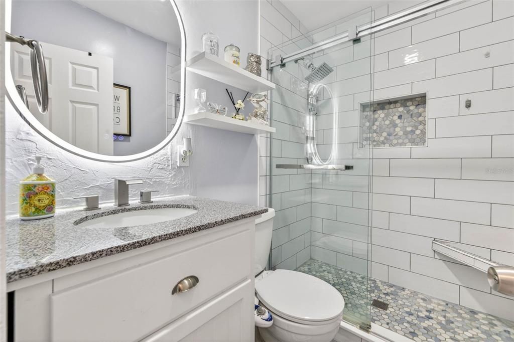 В аренду: $2,500 (2 спален, 1 ванн, 808 Квадратных фут)