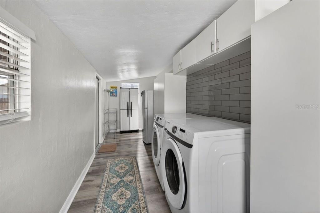 В аренду: $2,500 (2 спален, 1 ванн, 808 Квадратных фут)