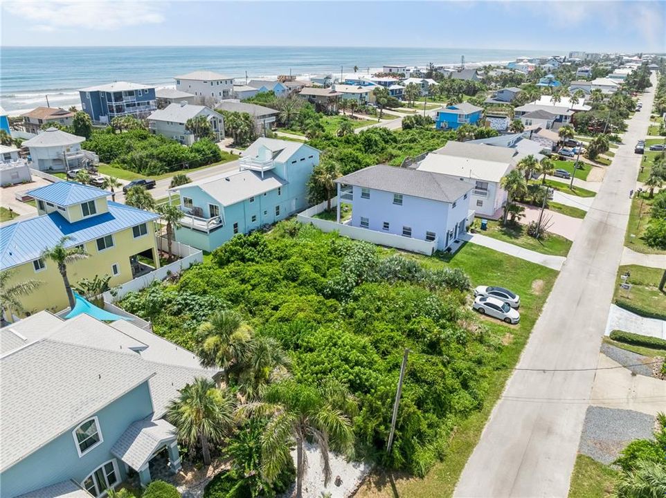 待售: $315,000 (0.11 acres)