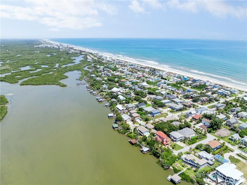 待售: $315,000 (0.11 acres)