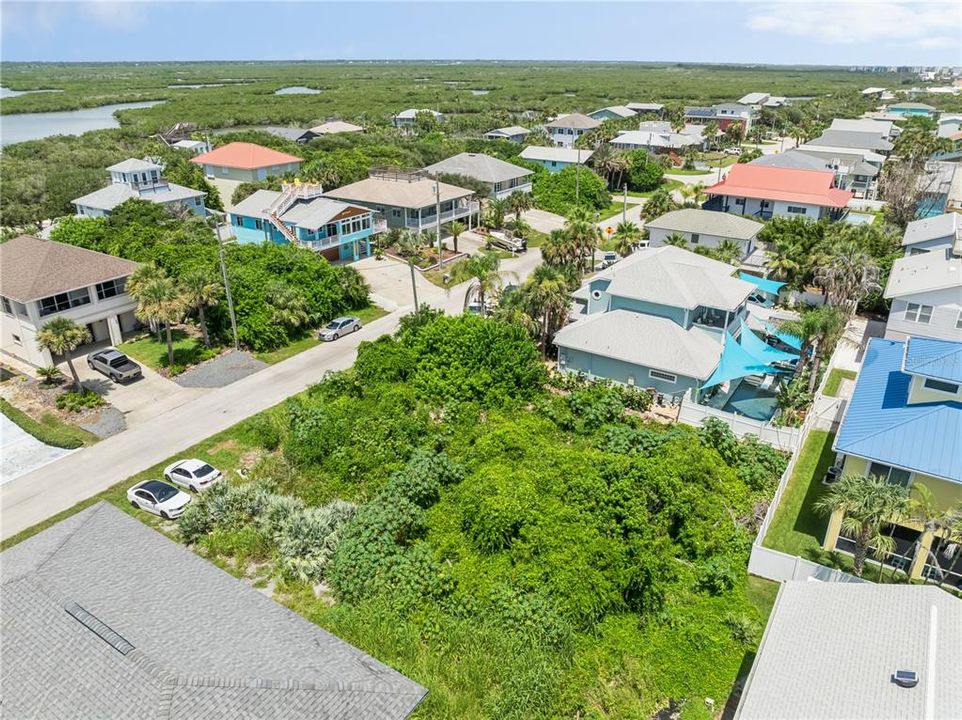 待售: $315,000 (0.11 acres)