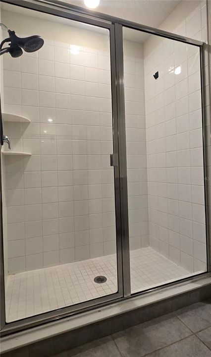 На продажу: $299,000 (4 спален, 2 ванн, 2028 Квадратных фут)