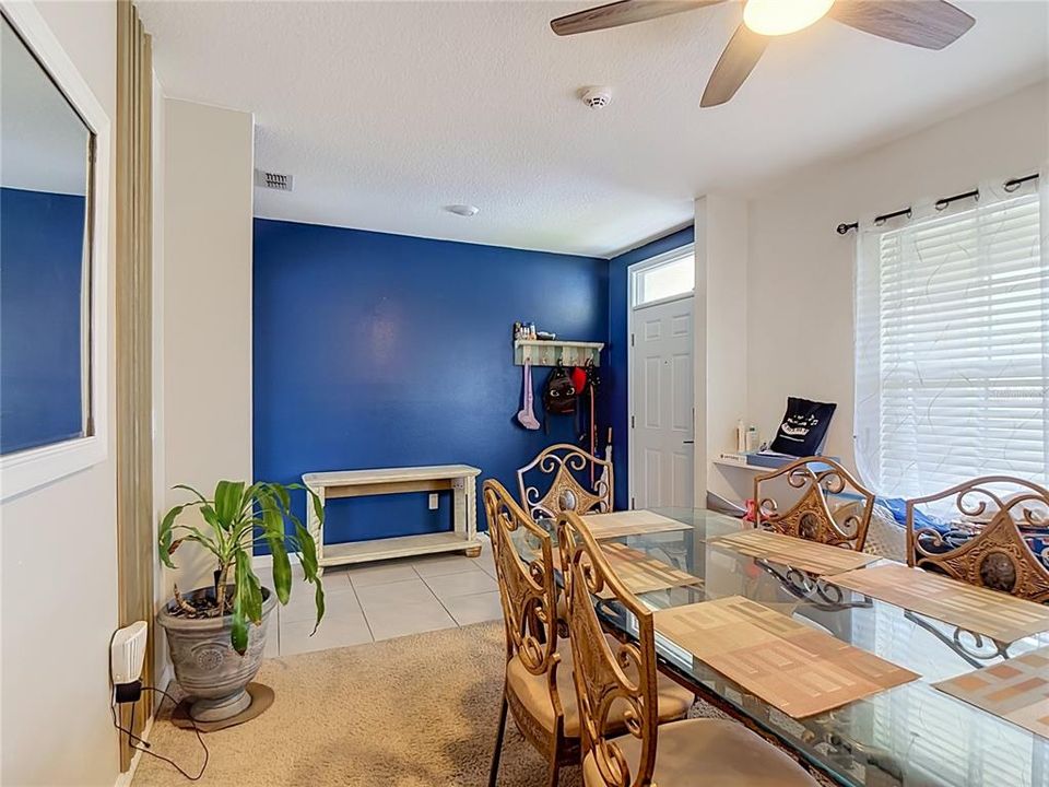 En Venta: $385,000 (5 camas, 3 baños, 2577 Pies cuadrados)