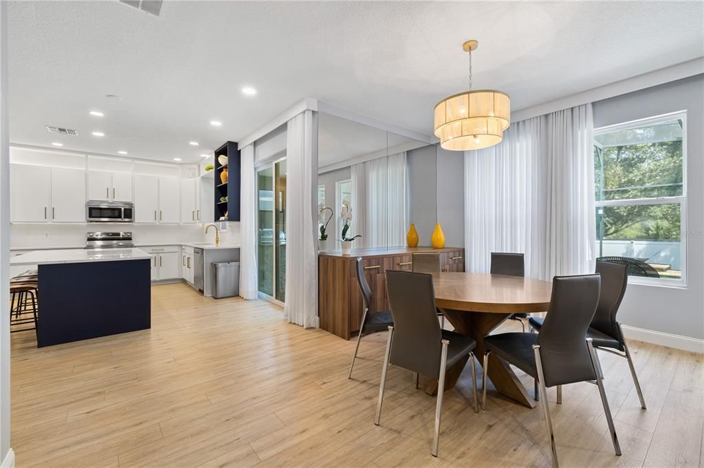 For Sale: $810,000 (5 beds, 4 baths, 3438 Square Feet)