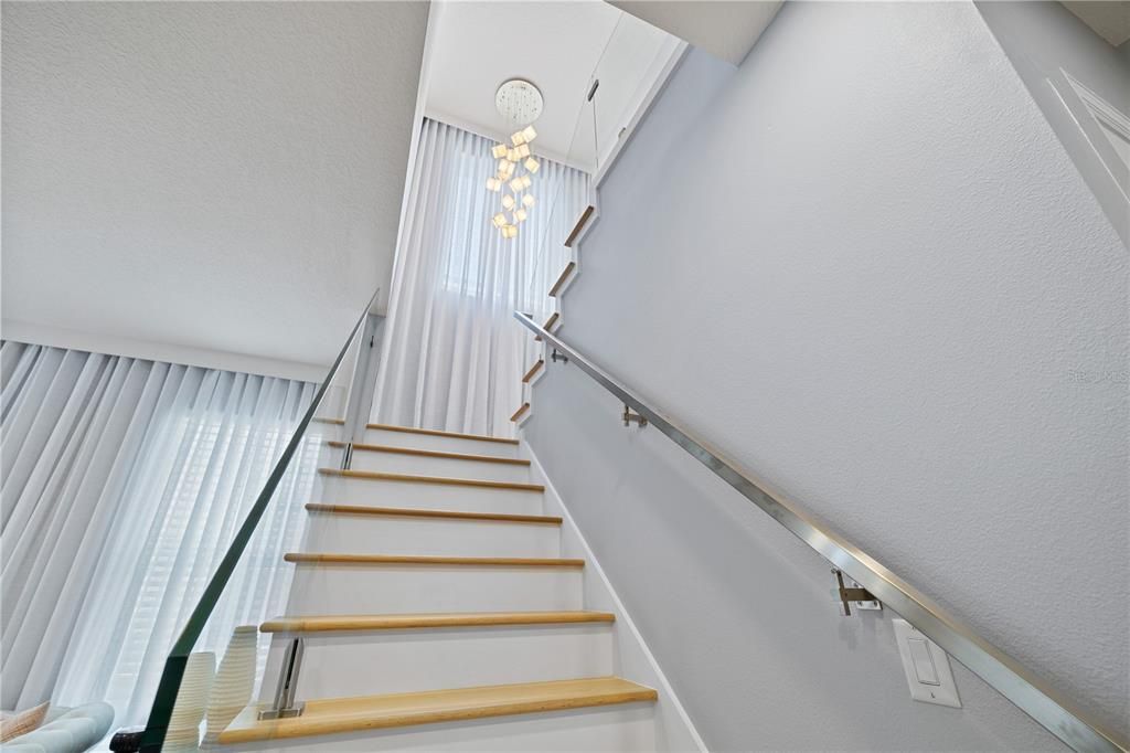 For Sale: $810,000 (5 beds, 4 baths, 3438 Square Feet)