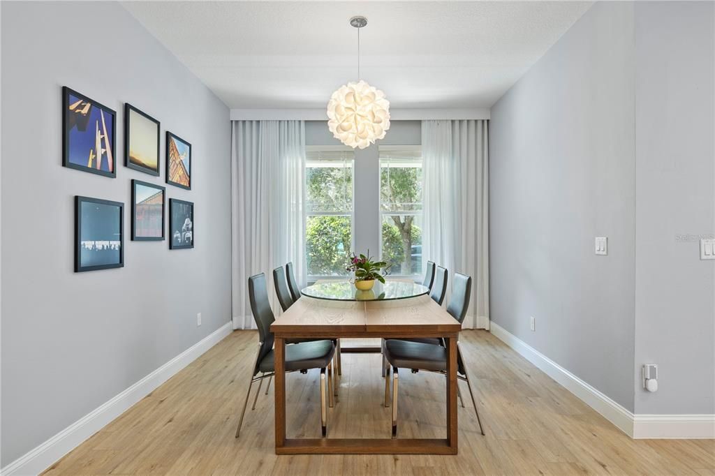 For Sale: $810,000 (5 beds, 4 baths, 3438 Square Feet)