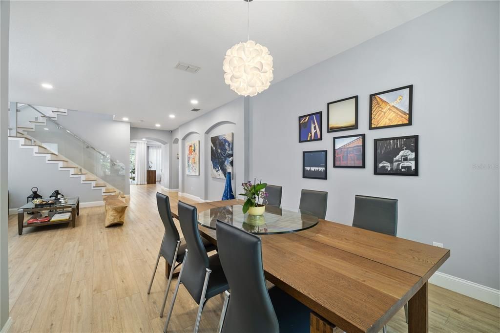For Sale: $810,000 (5 beds, 4 baths, 3438 Square Feet)