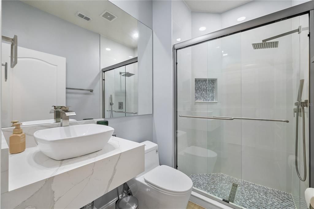 For Sale: $810,000 (5 beds, 4 baths, 3438 Square Feet)